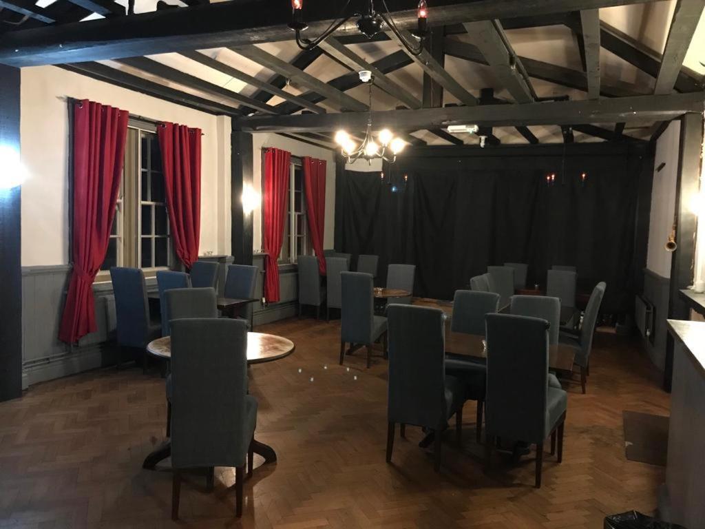 Bugle Hotel Titchfield Екстериор снимка